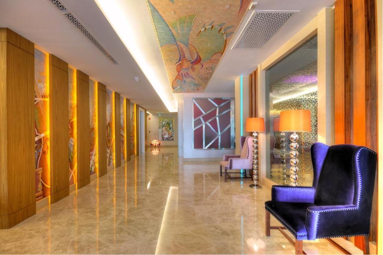 One One Bangkok Hotel Екстериор снимка