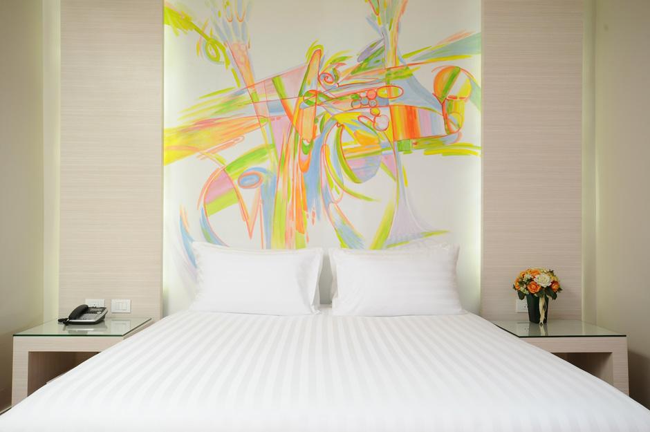 One One Bangkok Hotel Екстериор снимка