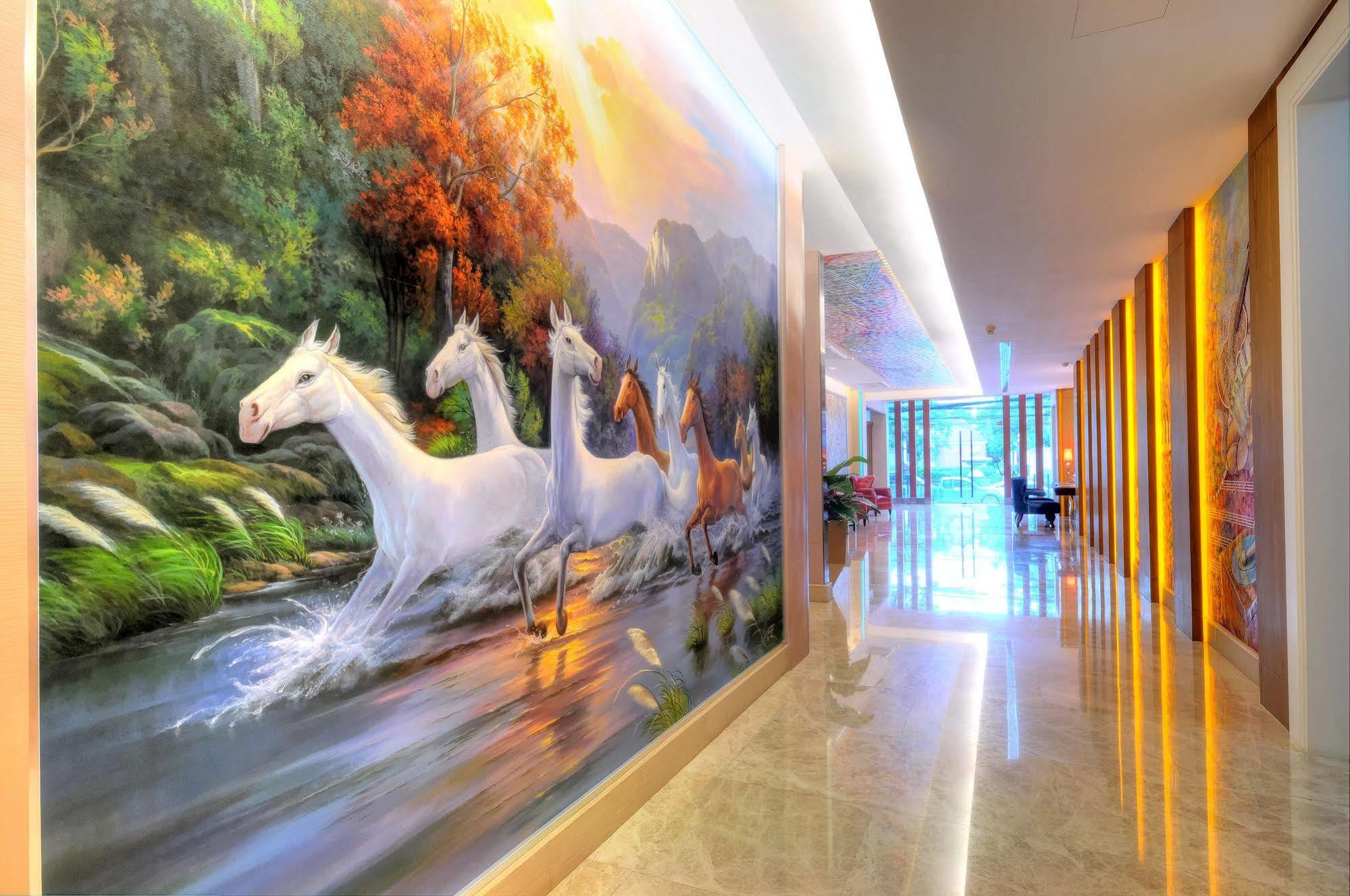 One One Bangkok Hotel Екстериор снимка